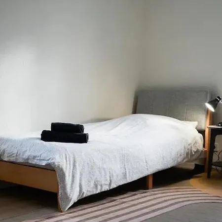 Mit Gemuetlichen Freisitz Fuer Bis Zu 8 Personen